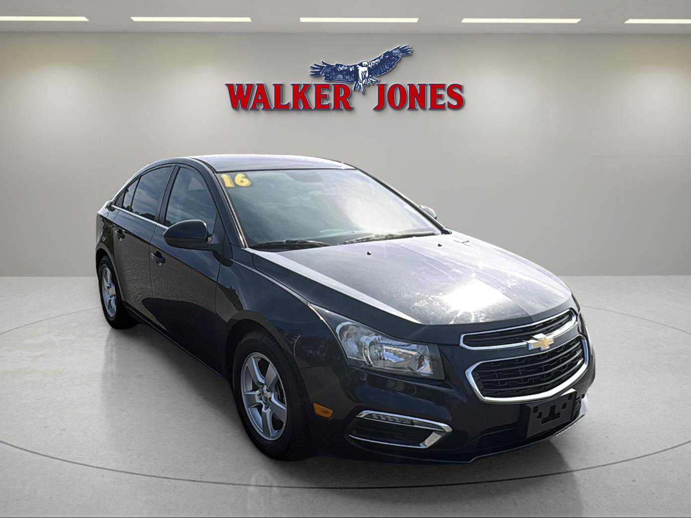 Used 2016 Chevrolet Cruze LT w/ Technology Package image 18
