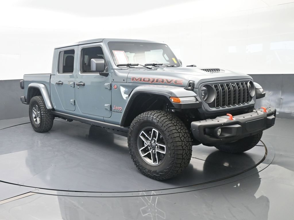 Used 2026 Jeep Gladiator Mojave AWD/4WD image 8