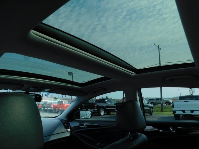 Used 2014 Hyundai Sonata Limited w/ Technology Package 05 image 21