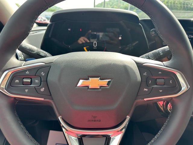 New 2026 Chevrolet Trax LT w/ LT Convenience Package FWD image 12