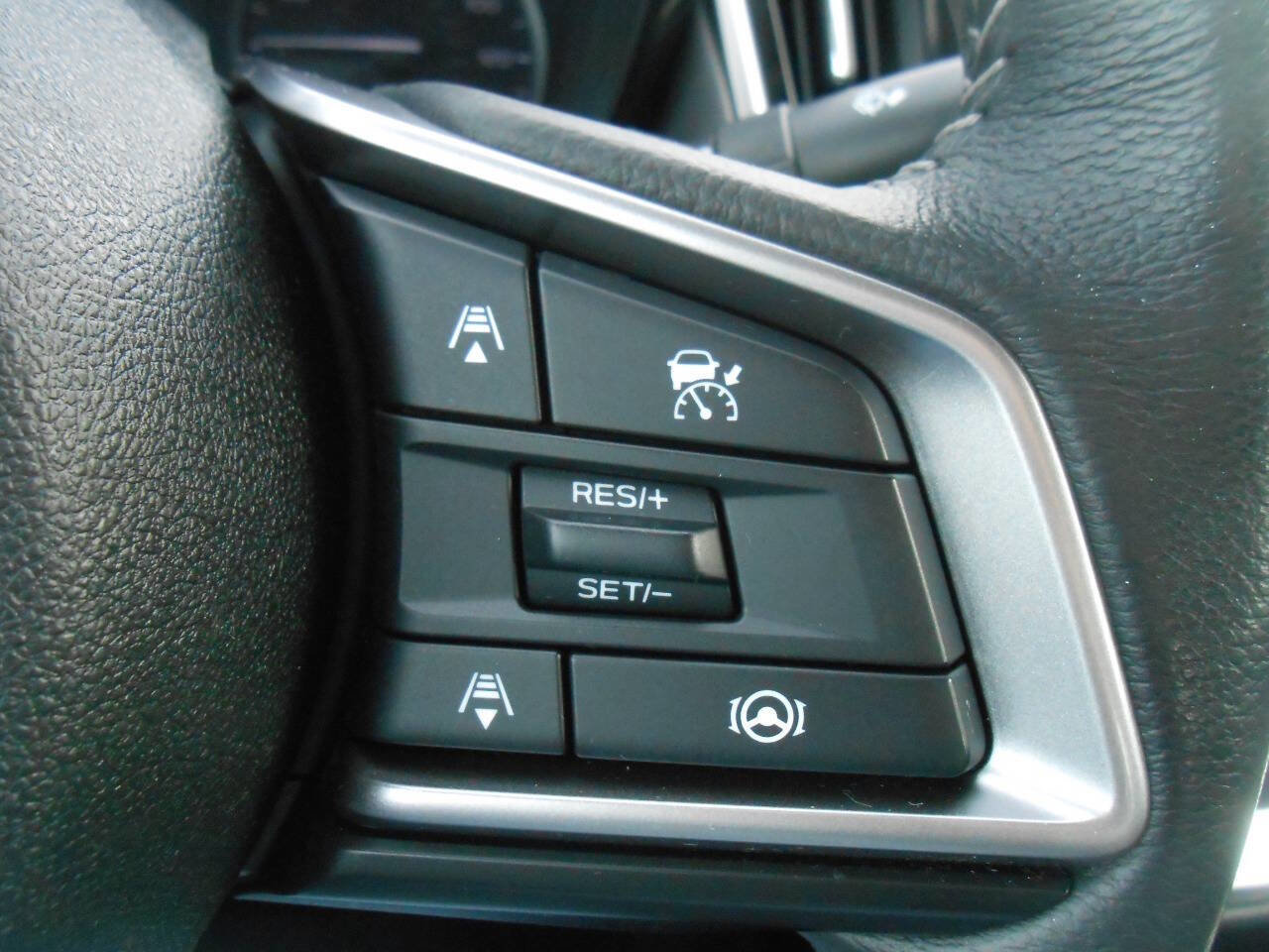 Used 2024 Subaru Legacy Premium AWD/4WD image 17