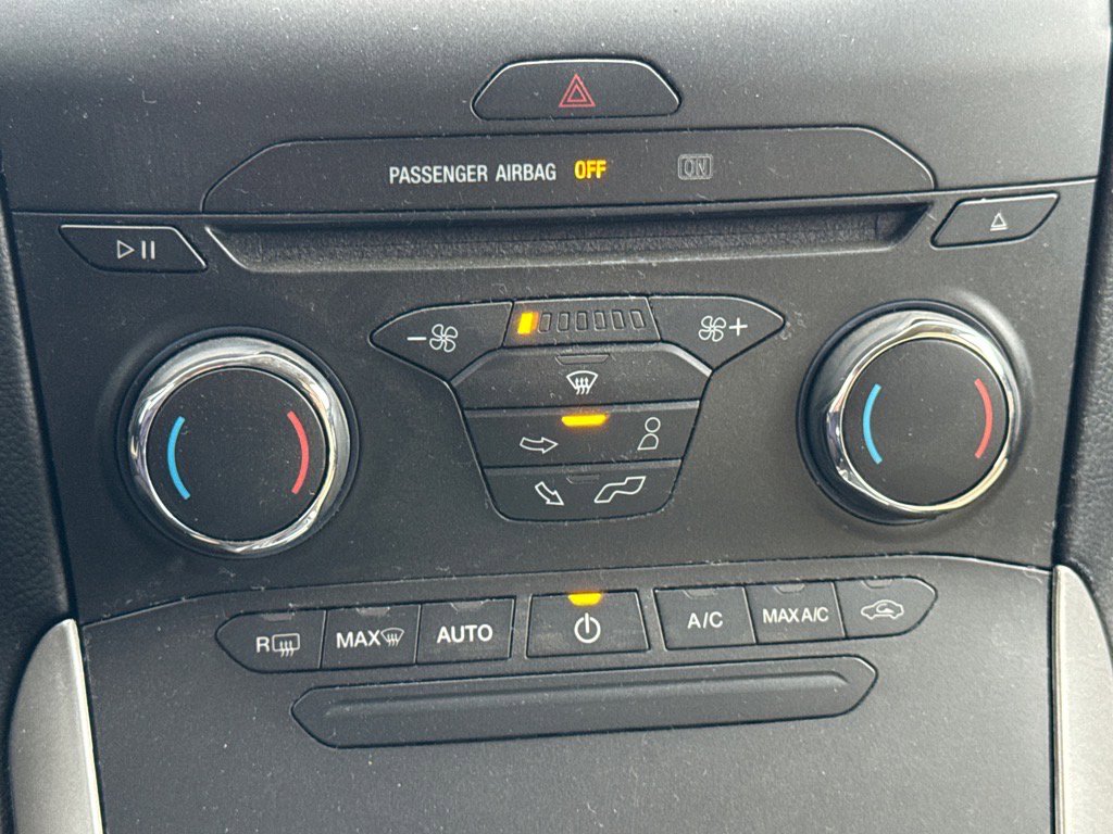 Used 2017 Ford Edge SEL w/ Cargo Accessory Package image 11