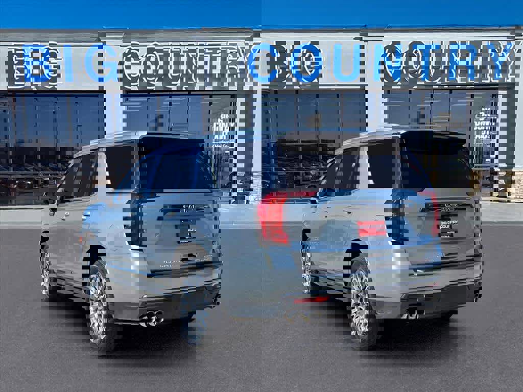 Used 2024 GMC Yukon Denali Ultimate image 3