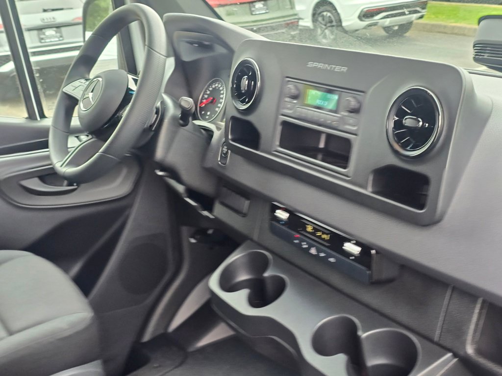 New 2026 Mercedes-Benz Sprinter 2500 image 21