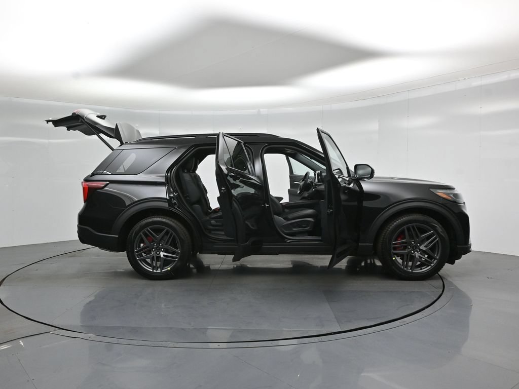 New 2026 Ford Explorer ST w/ Sun And Sound Package AWD/4WD image 4