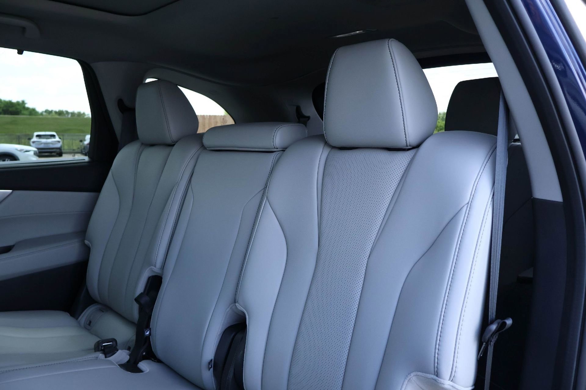 Certified 2023 Acura MDX FWD w/ Technology Package image 13