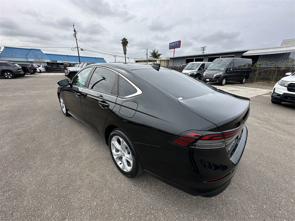 Used 2023 Honda Accord LX image 32