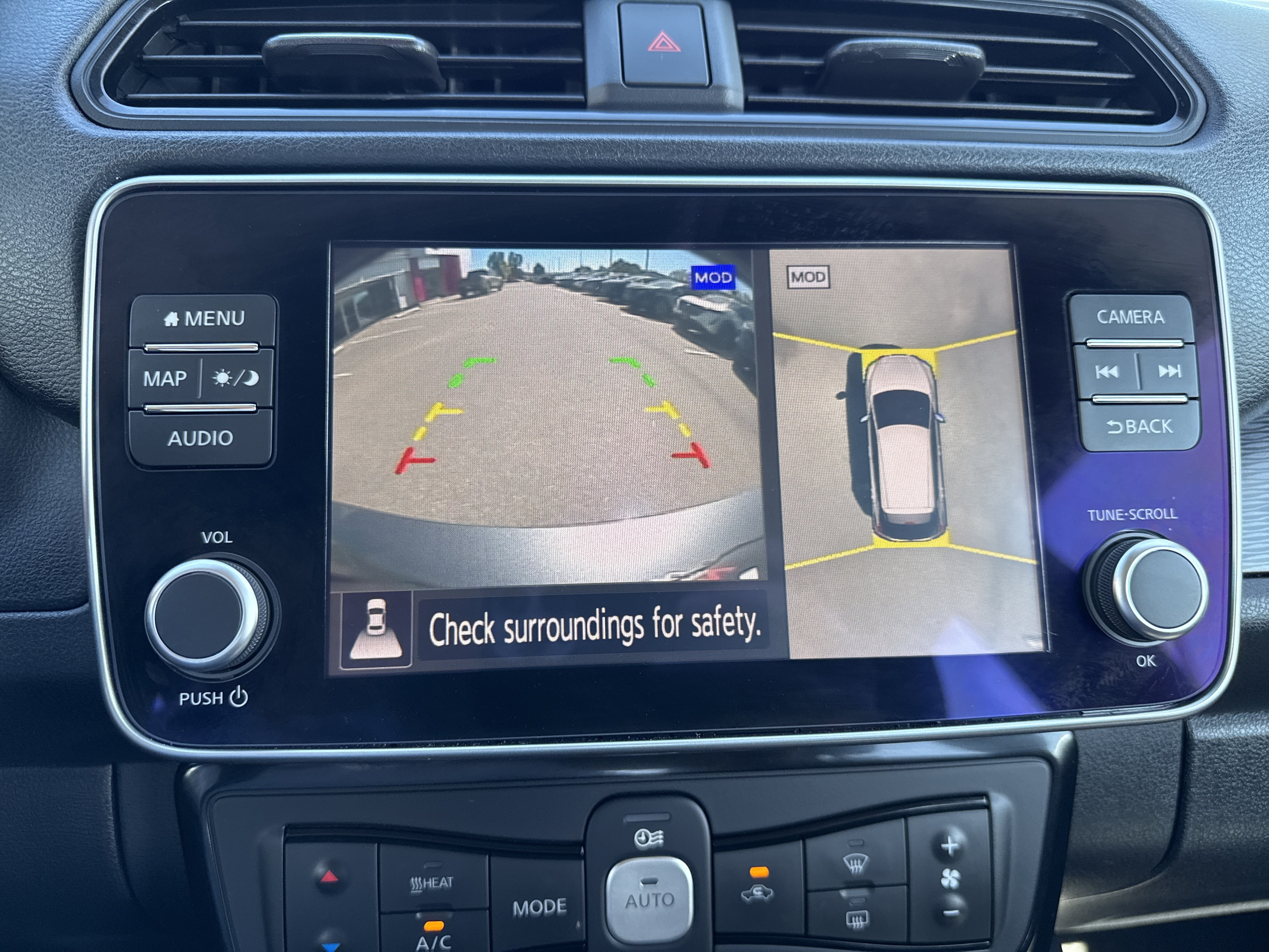 Certified 2025 Nissan Leaf SV Plus FWD image 18