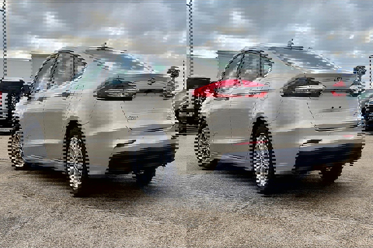 Used 2019 Ford Fusion SE image 10