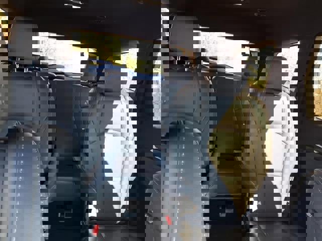 Used 2024 Buick Enclave Premium image 23