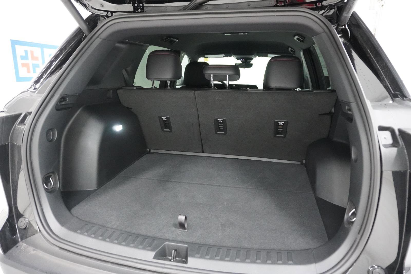 New 2026 Chevrolet Equinox RS w/ Convenience Package III image 8