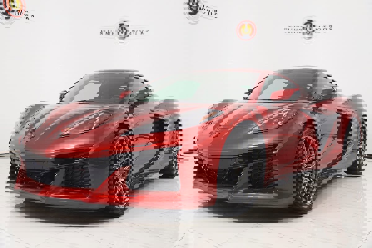 Used 2023 Chevrolet Corvette Z06 image 5