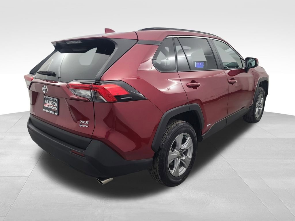 Used 2025 Toyota RAV4 XLE image 5