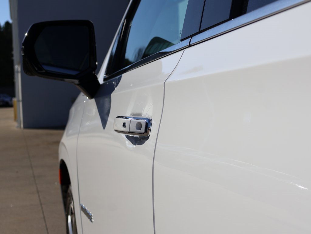 Used 2021 Chevrolet Tahoe High Country image 11