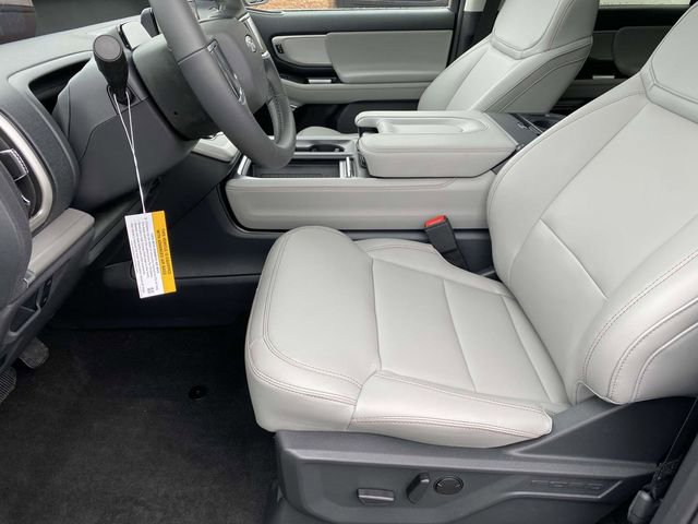 New 2025 Ford Expedition Max Active RWD image 13