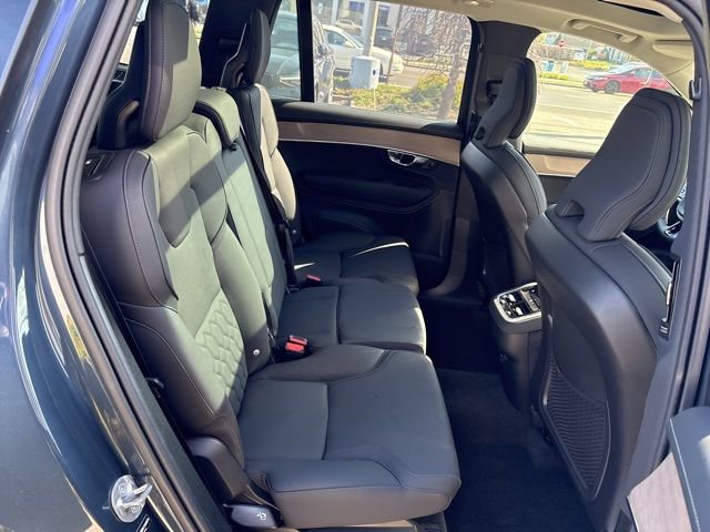 Used 2025 Volvo XC90 B6 Plus AWD/4WD image 13