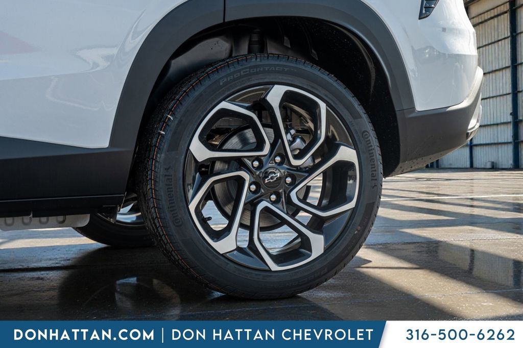 New 2026 Chevrolet Trax RS w/ Driver Confidence Package image 39