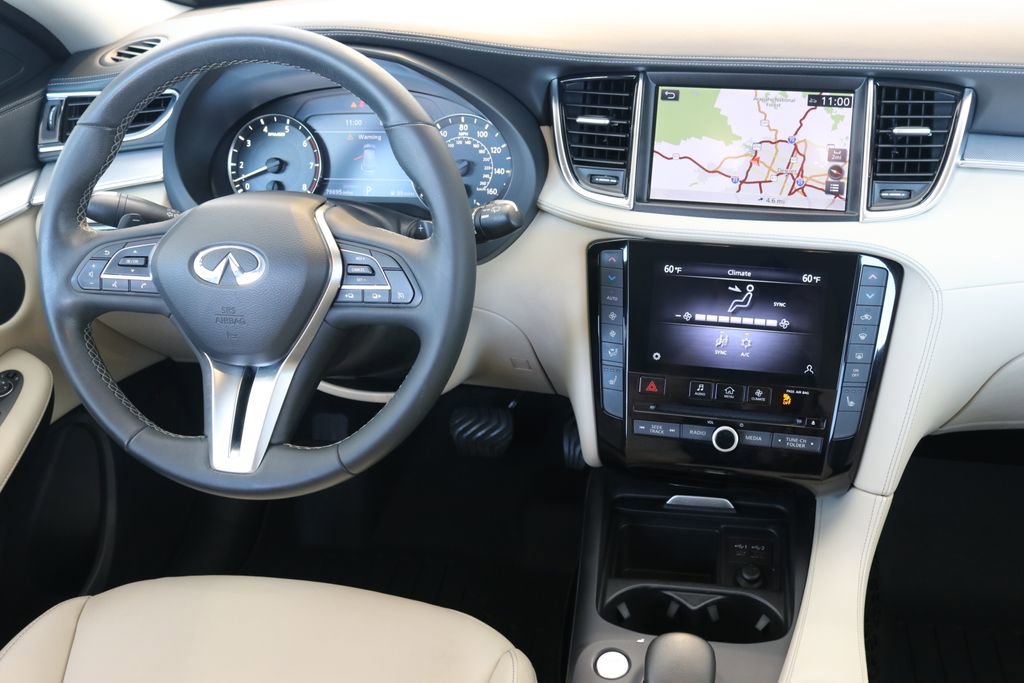 Certified 2020 INFINITI QX50 Luxe w/ Navigation Package image 20