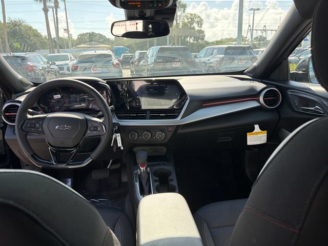 New 2026 Chevrolet Trax RS w/ Sunroof Package FWD image 24