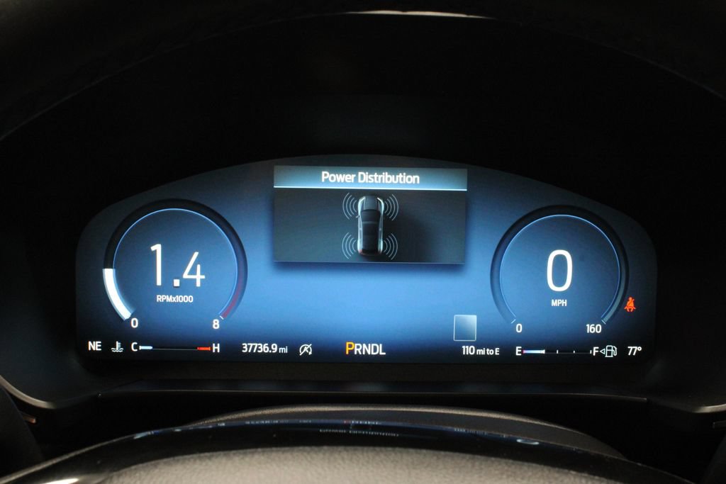 Certified 2024 Ford Escape Platinum AWD/4WD image 28