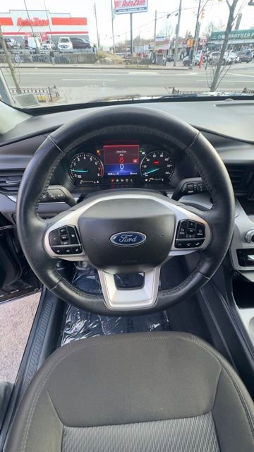 Certified 2023 Ford Explorer XLT image 14
