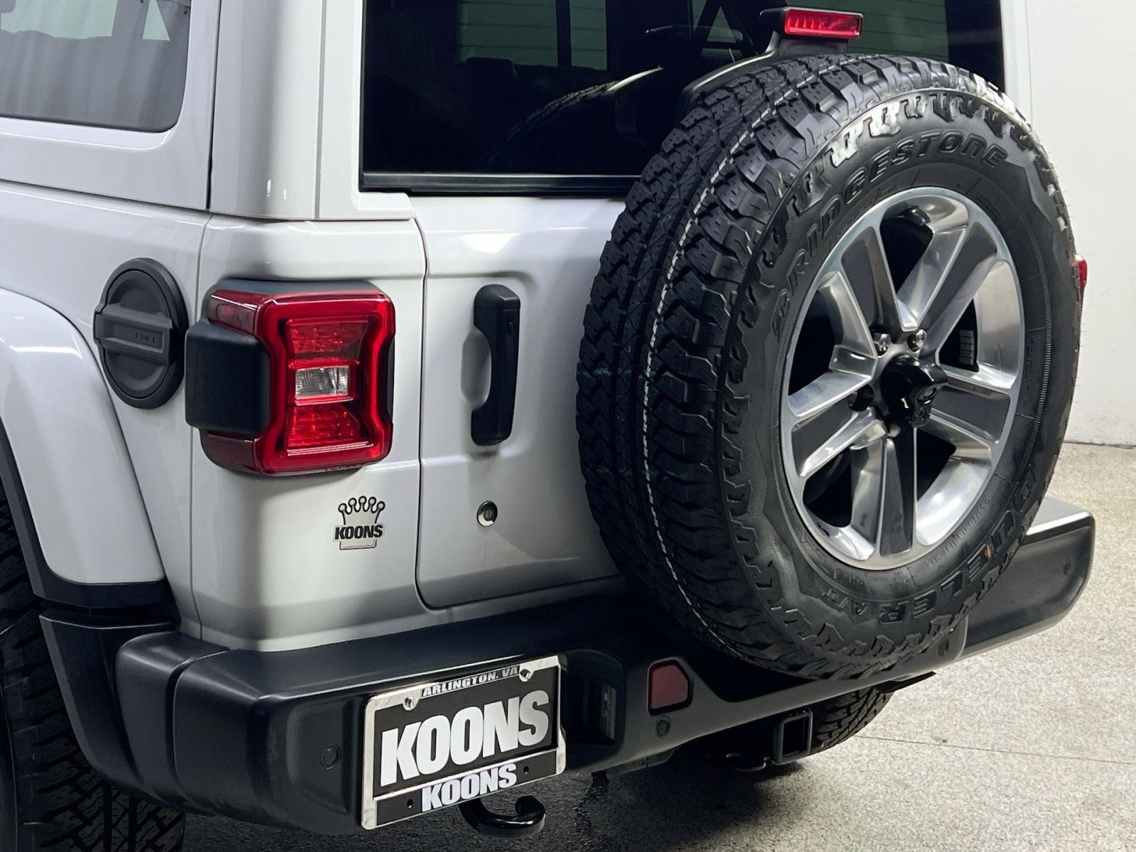 Used 2020 Jeep Wrangler Unlimited Sahara image 30