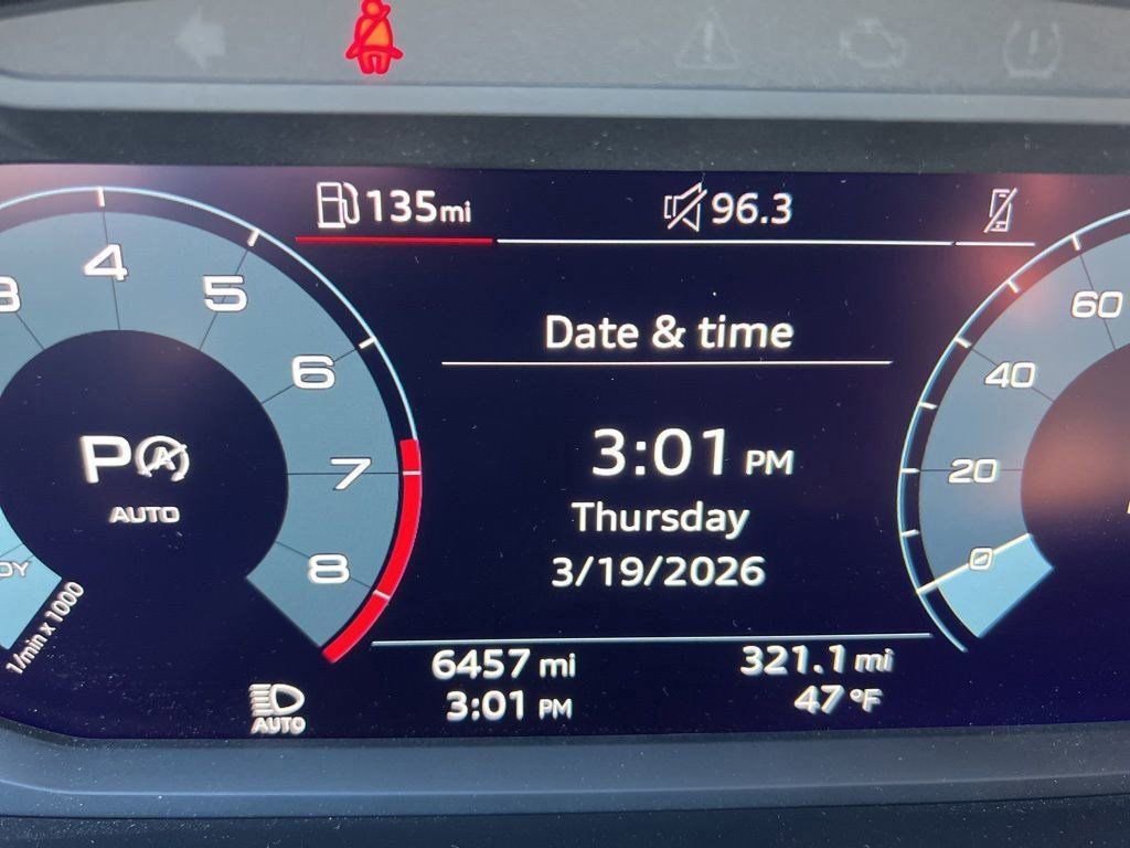 Used 2025 Audi Q3 2.0T Premium w/ Convenience Package image 13