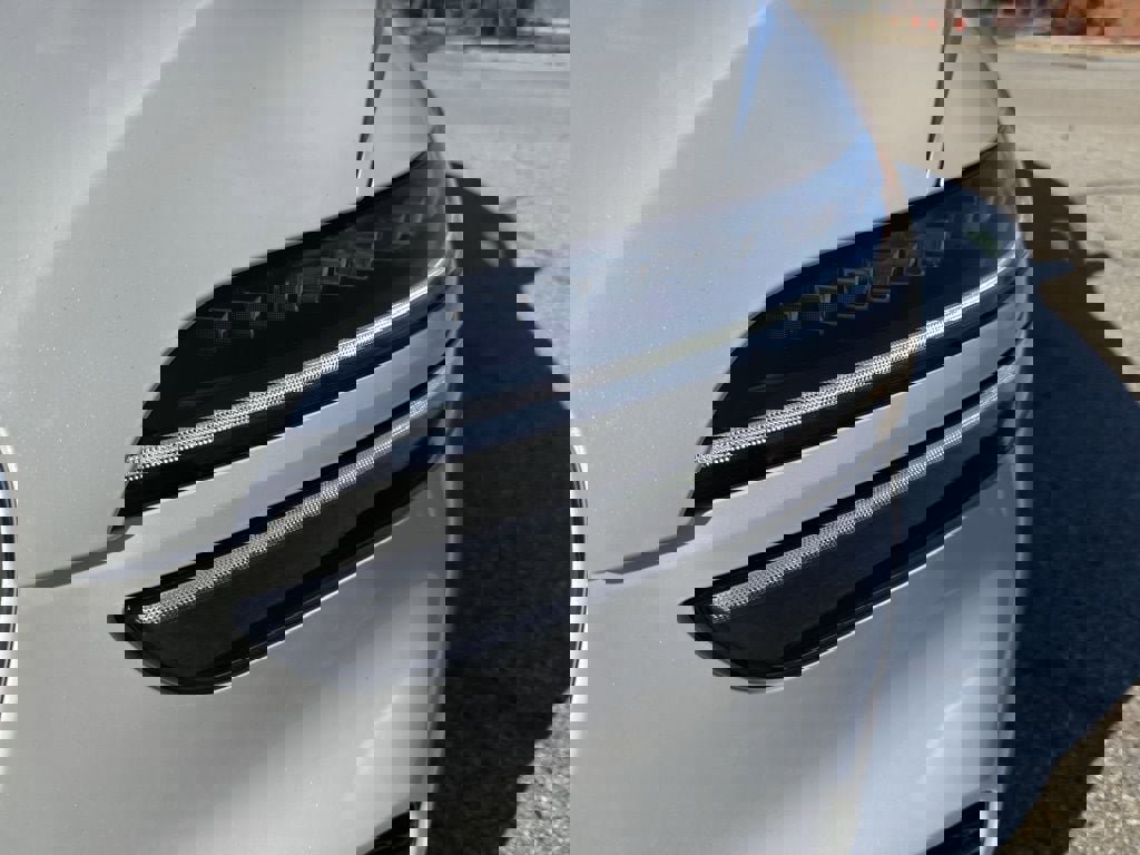 New 2026 Genesis GV70 2.5T image 3