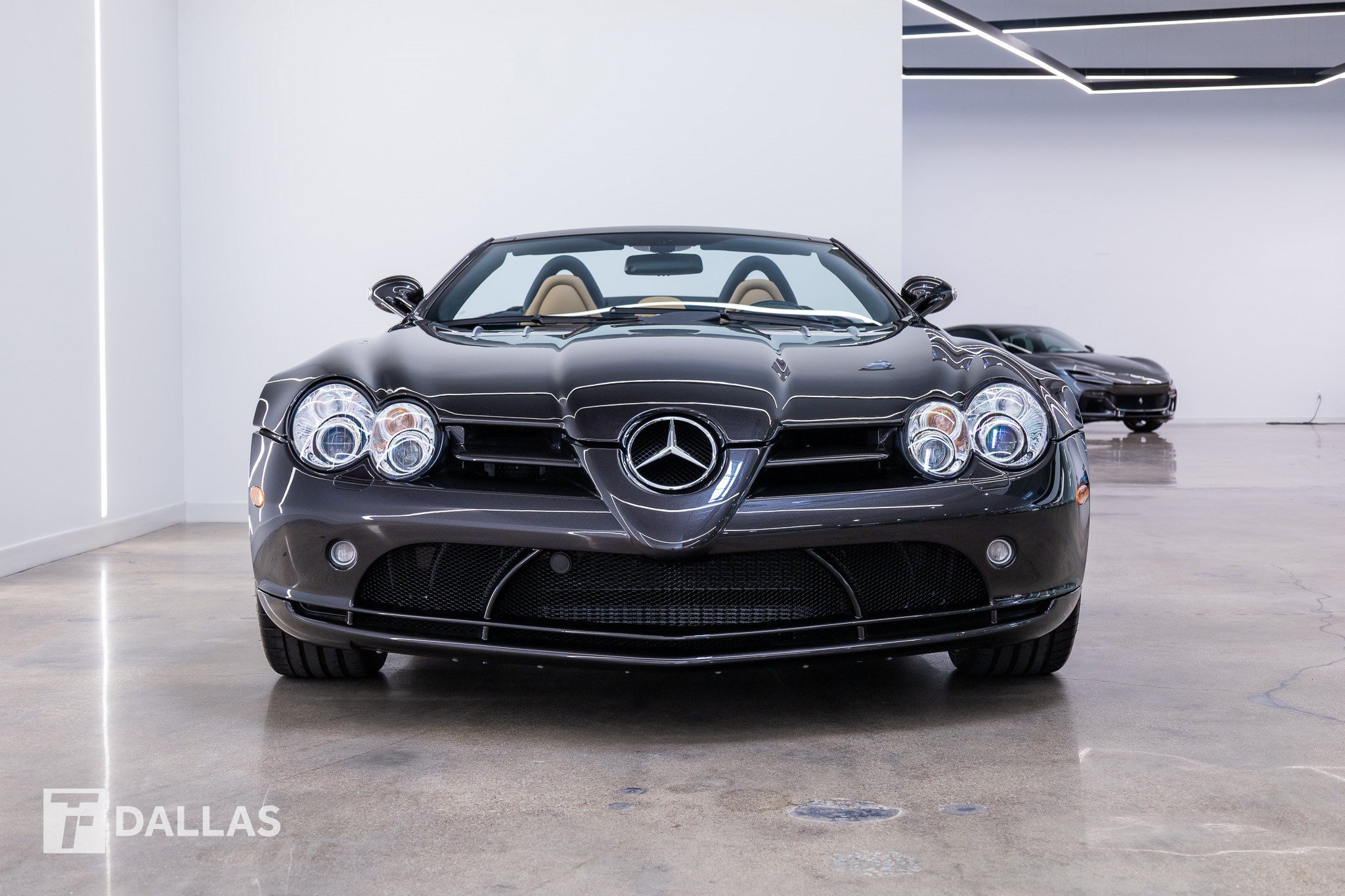 Used 2008 Mercedes-Benz SLR image 22