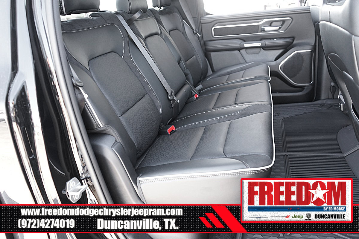 New 2025 RAM 1500 Laramie w/ Laramie Southwest Edition AWD/4WD image 16