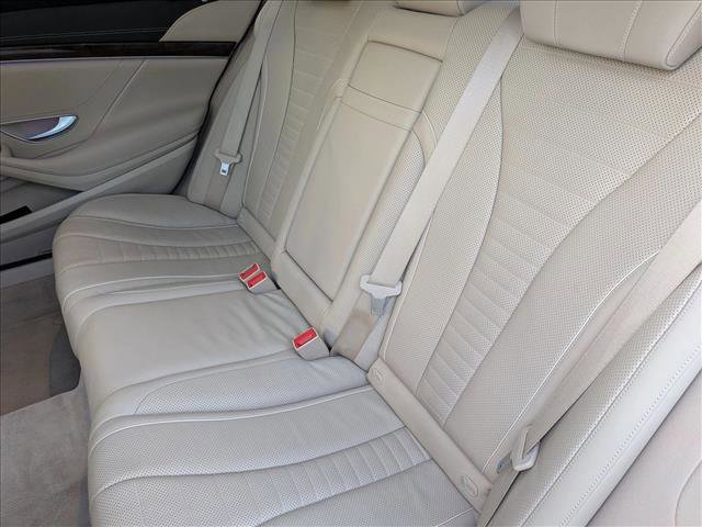 Used 2015 Mercedes-Benz S 550 Sedan image 16