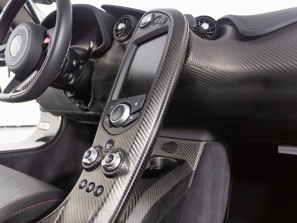 Used 2014 McLaren P1 image 39