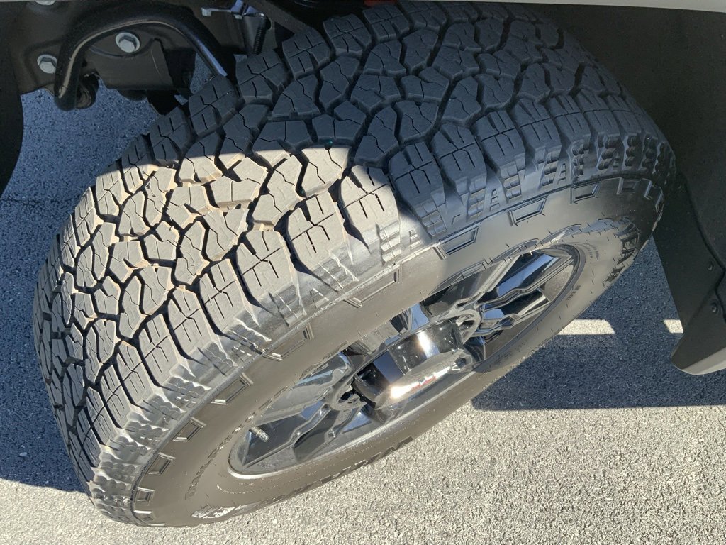New 2026 GMC Sierra 3500 AT4 w/ AT4 Premium Plus Package image 27