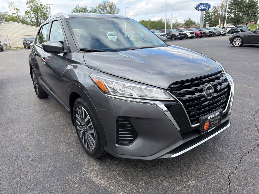 Used 2024 Nissan Kicks SV FWD image 7