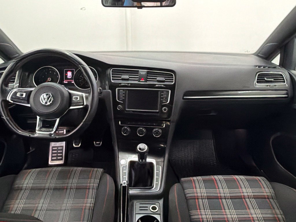 Used 2017 Volkswagen GTI Sport FWD image 21