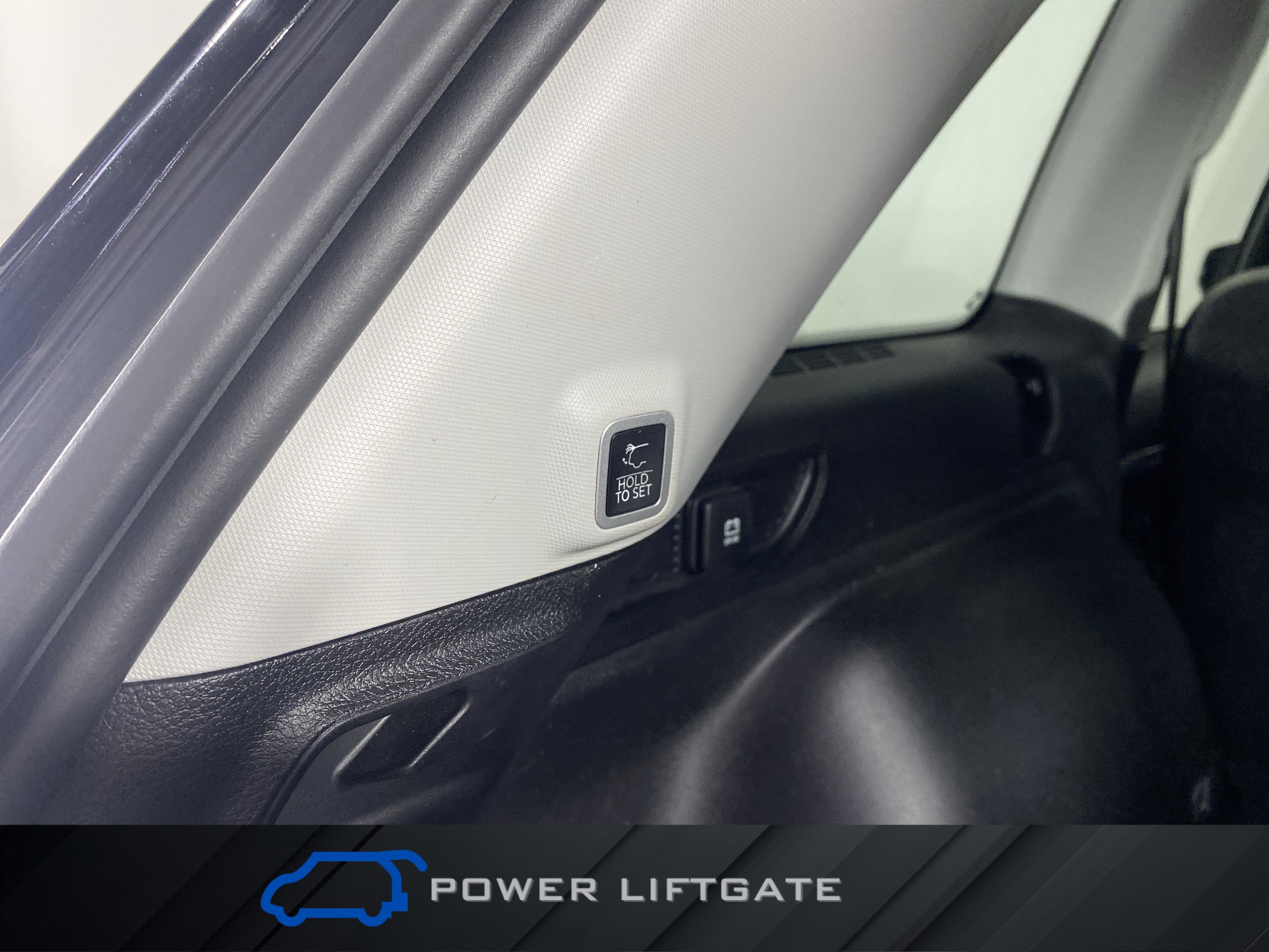 Used 2023 Jeep Grand Cherokee Limited image 36