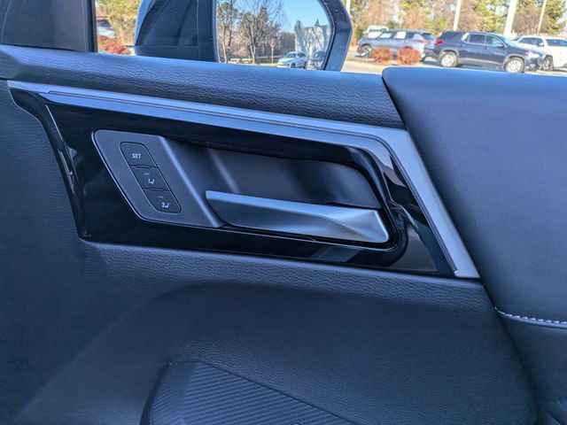 New 2025 Mitsubishi Outlander SEL Black Edition image 34