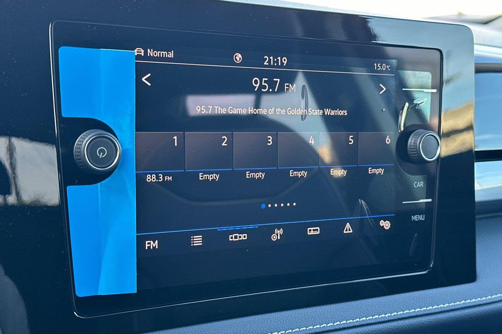 New 2026 Volkswagen Taos SEL AWD/4WD image 17