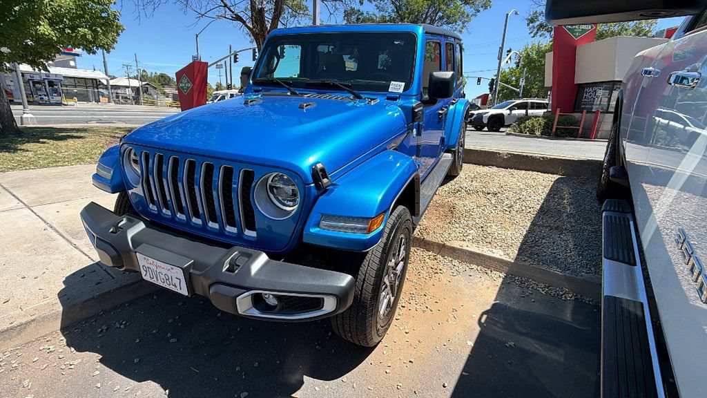 Used 2021 Jeep Wrangler Unlimited Sahara AWD/4WD image 1