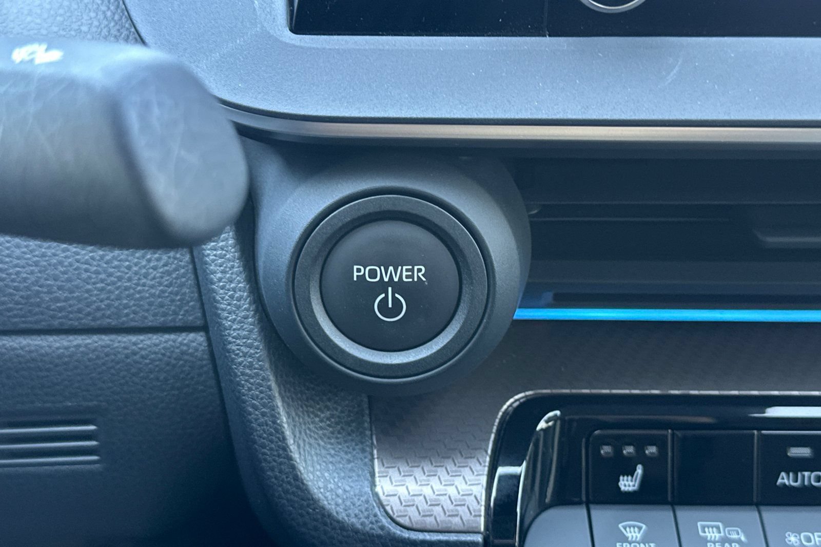 Certified 2023 Toyota Prius XLE FWD image 22