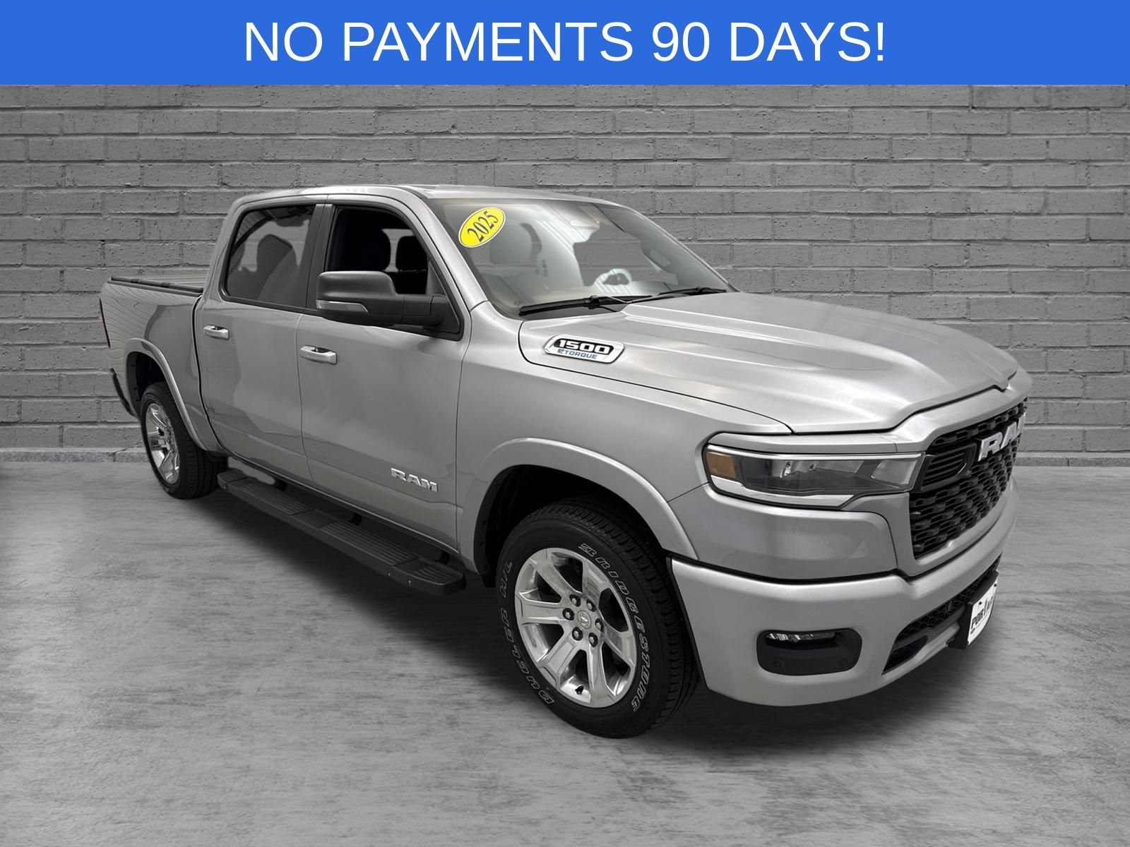Used 2025 RAM 1500 Big Horn AWD/4WD image 1