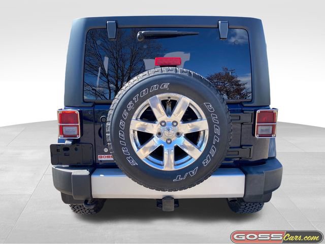 Used 2013 Jeep Wrangler Unlimited Sahara w/ Connectivity Group AWD/4WD image 4