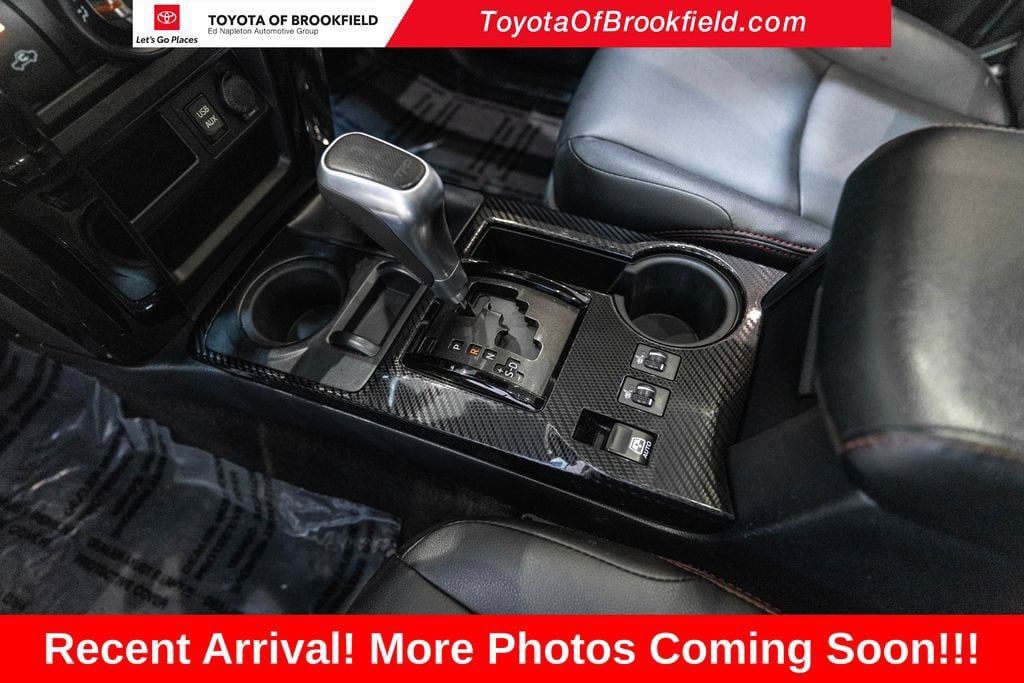 Used 2018 Toyota 4Runner TRD Off-Road Premium AWD/4WD image 23