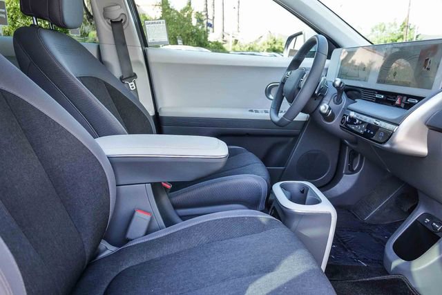 Certified 2024 Hyundai Ioniq 5 SEL RWD image 17