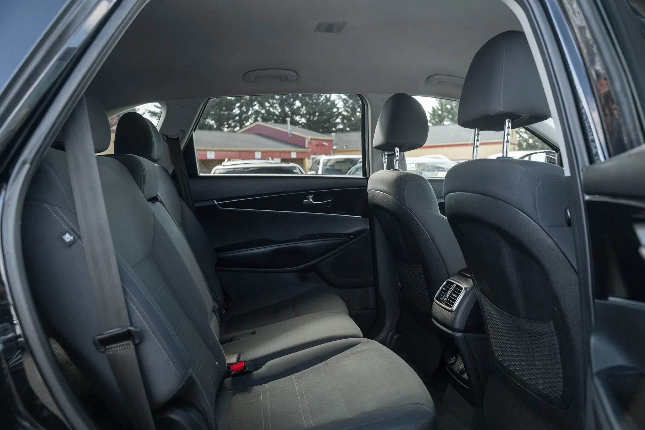 Used 2019 Kia Sorento LX image 11