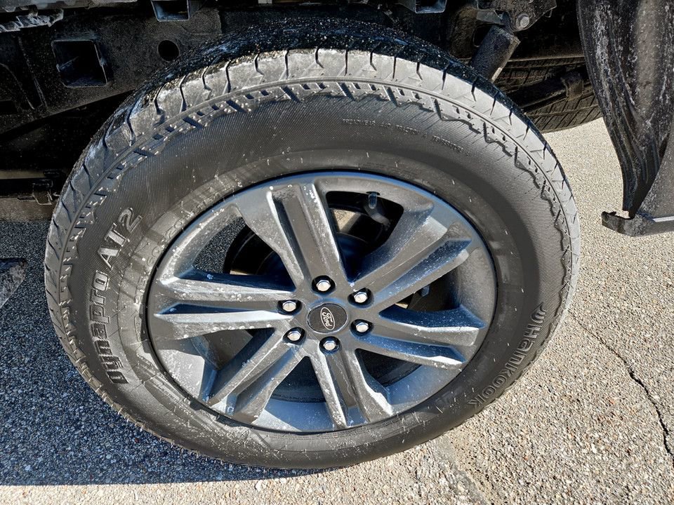 Used 2023 Ford F150 Lariat w/ Equipment Group 502A High AWD/4WD image 35