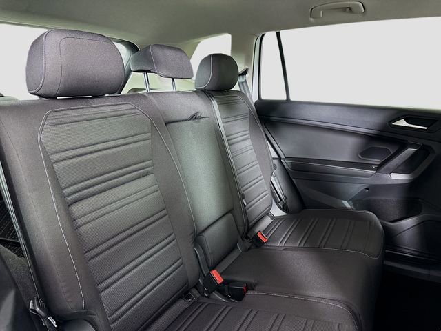 Used 2022 Volkswagen Tiguan S w/ Driver Assistance Package image 28