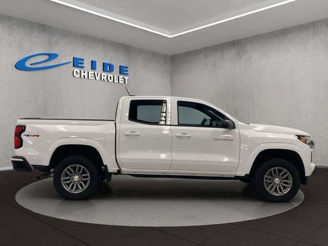 New 2025 Chevrolet Colorado LT w/ LT Convenience Package image 2