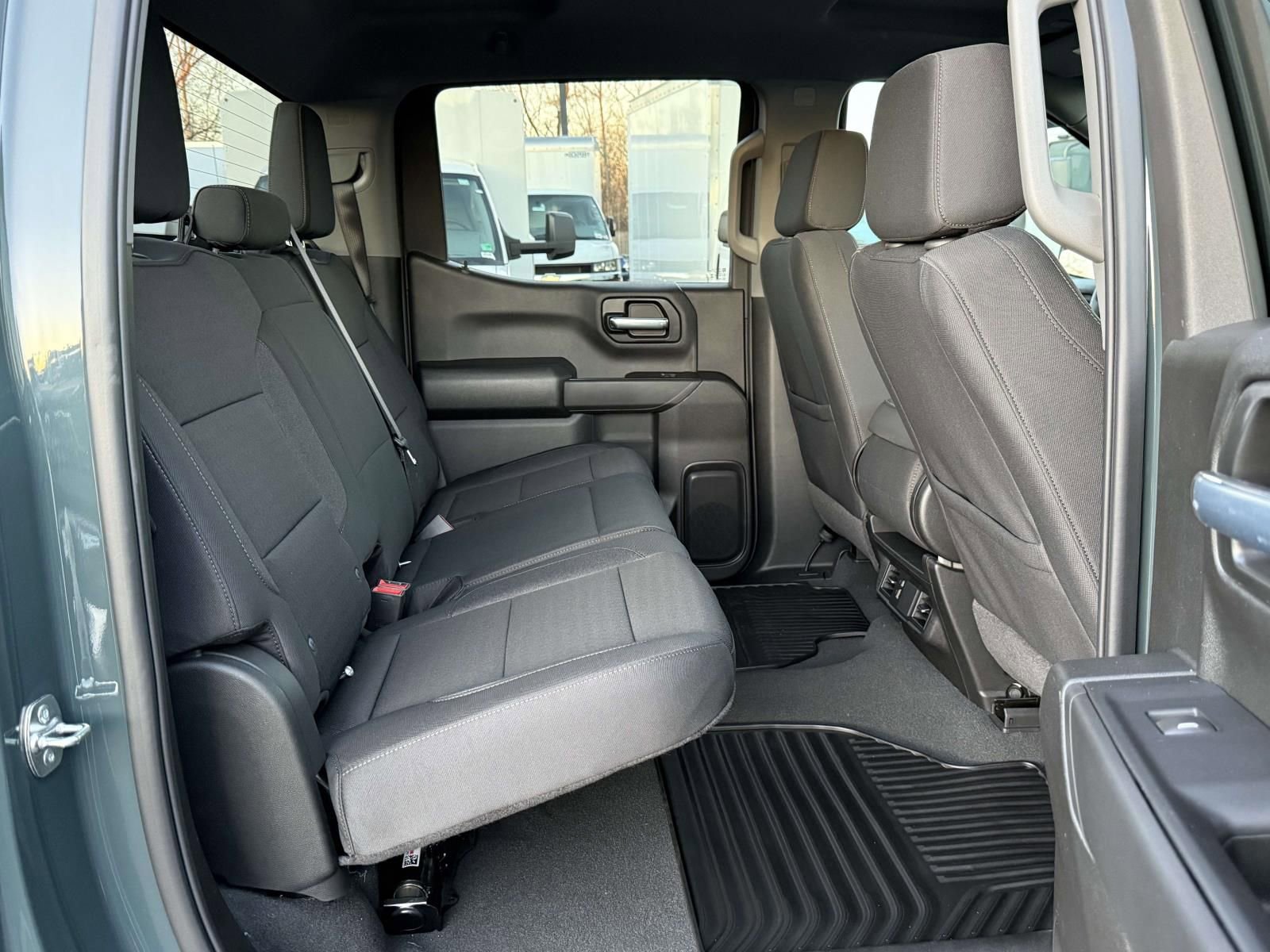 New 2026 Chevrolet Silverado 1500 Custom Trail Boss w/ Dark Appearance Package image 23