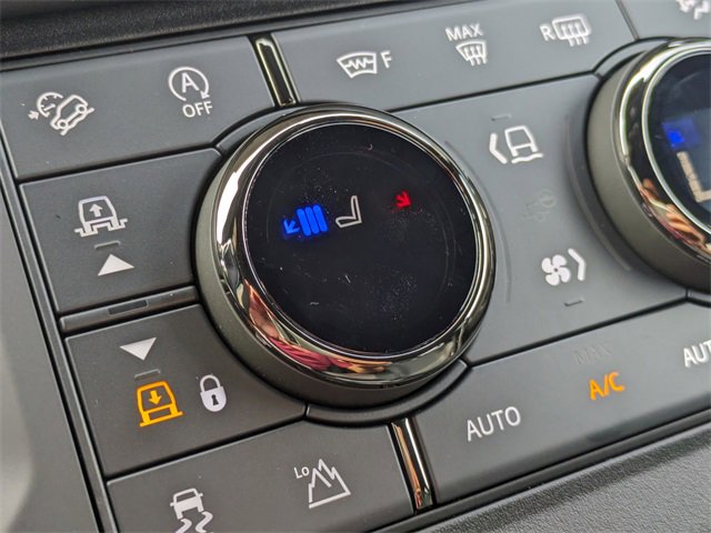 New 2025 Land Rover Defender 110 image 17